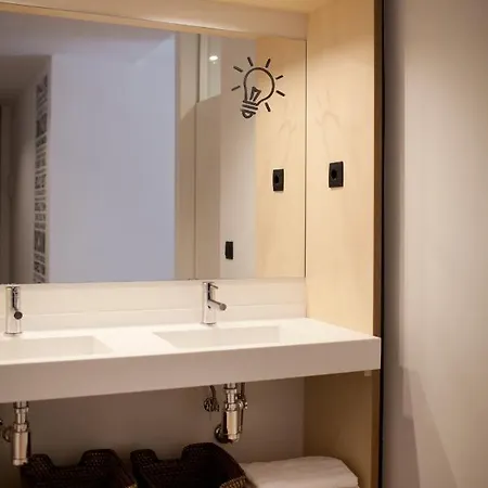 Hostel Toc